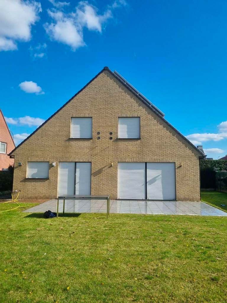 Nettoyage de façade en brique et de toiture à Bruxelles